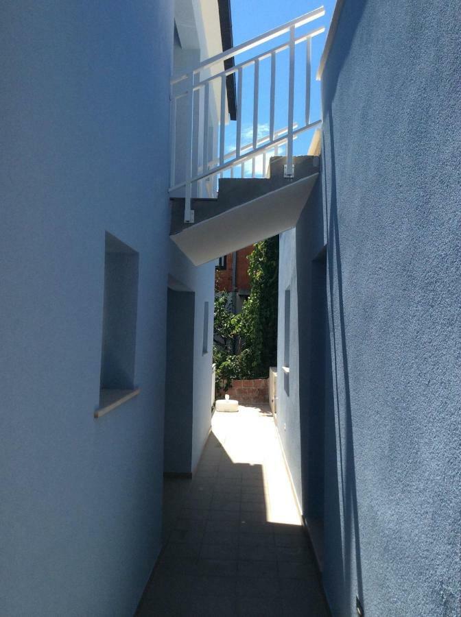 Apartments Duvan ザヴァラティサ エクステリア 写真
