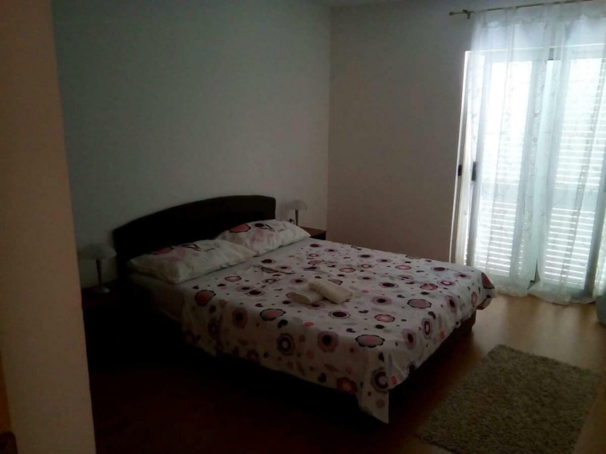 Apartments Duvan ザヴァラティサ エクステリア 写真